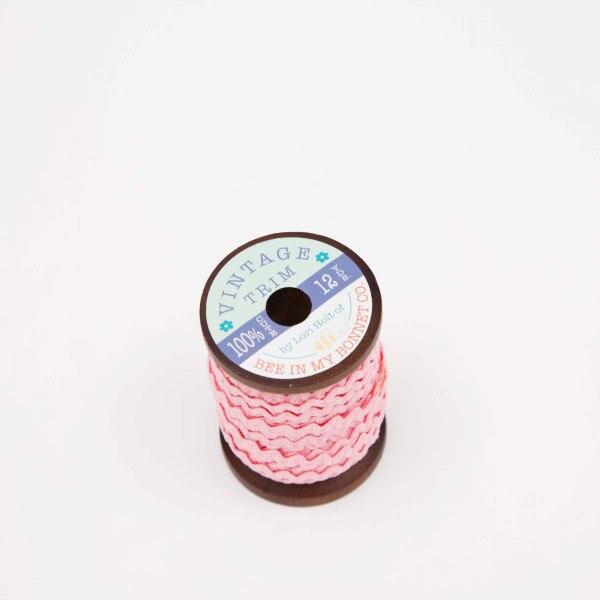 Lori Holt Vintage Trim Small Peony Wooden Spool | Riley Blake Designs