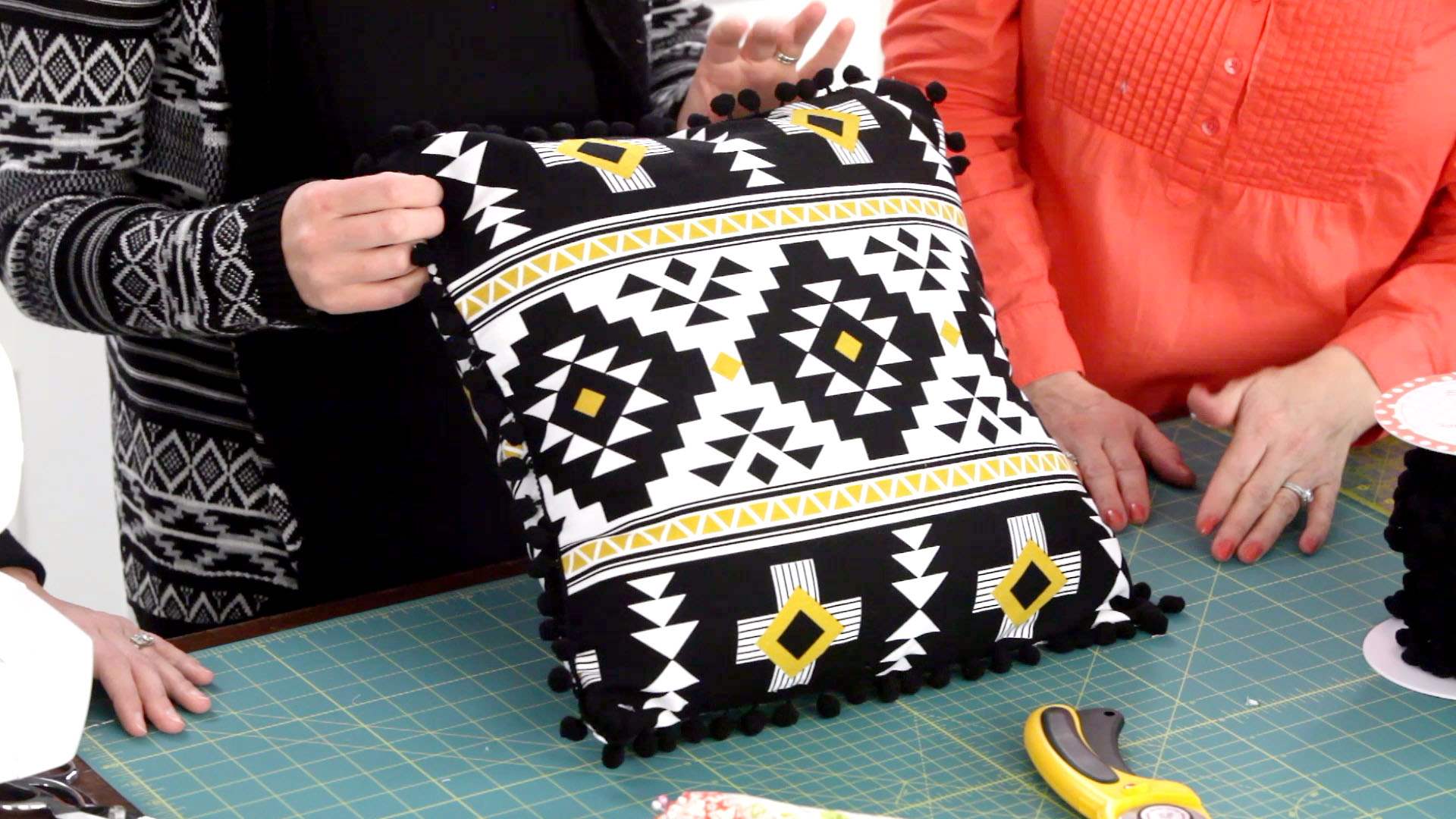 Envelope Pillow Demonstration